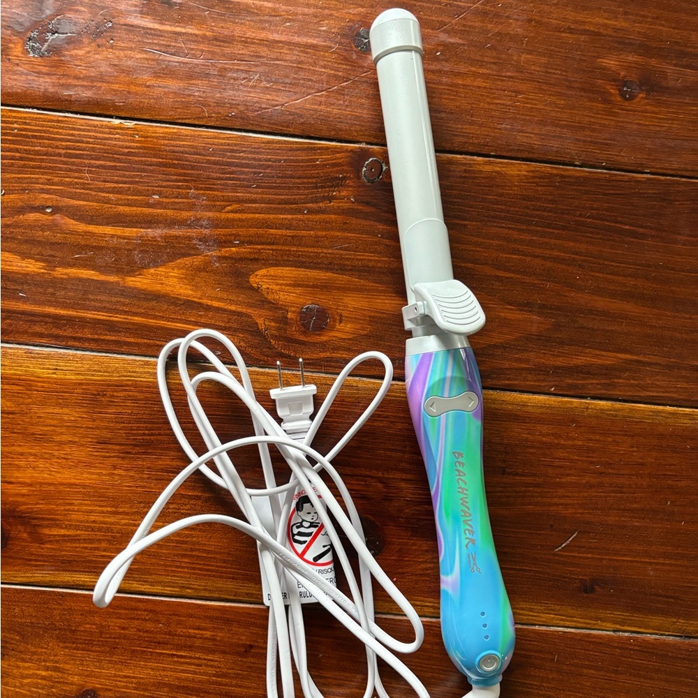 Beachwaver B1 NWOT